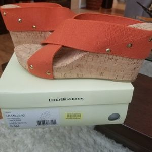 NWT LUCKY BRAND WEDGES
